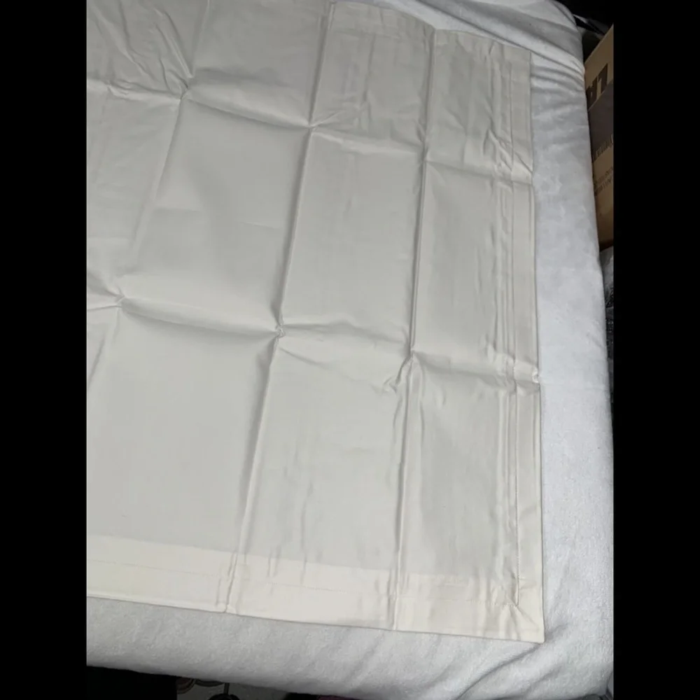 NIB Hotel Collection Contrast Flange (1) European Sham‎ in 2 Tone Pear